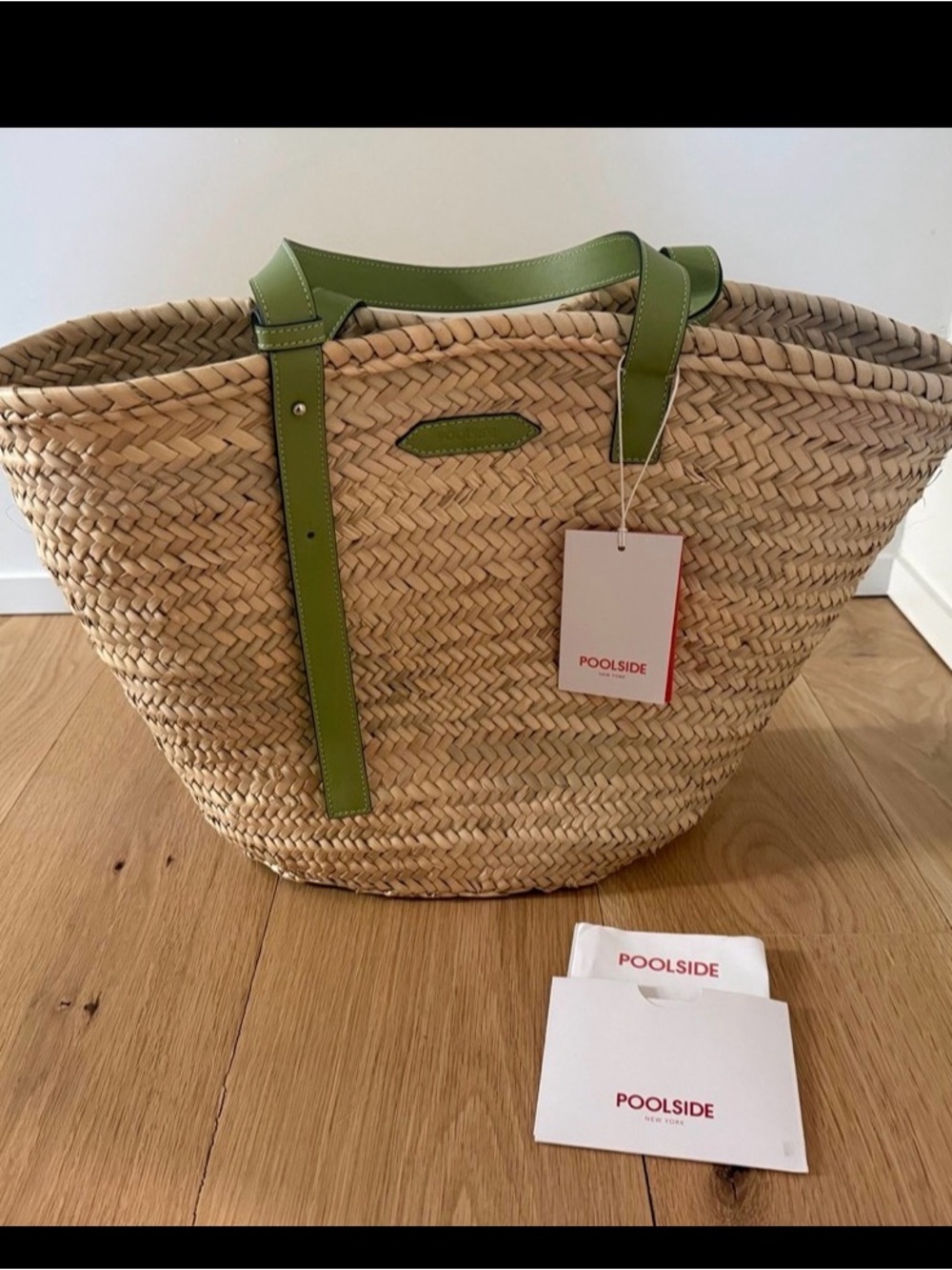 Poolside beach tote bag